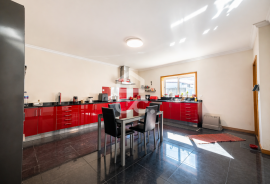Single storey house T4 in Palmeira, Santo Tirso