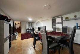 Semi-detached house T3, on the outskirts of the city of V.N.Famalicão