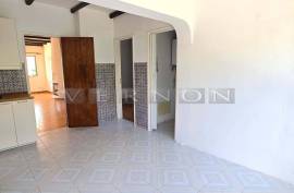 Algarve, Carvoeiro, for sale, 3 bedroom villa with garage, in a prime location in Carvoeiro - just a few steps from the centre and the beach Algarve, Carvoeiro, for sale, 3 bedroom villa with garage, in a prime location in Carvoeiro - just a few steps from the centre and the beach