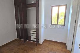 Algarve, Carvoeiro, for sale, 3 bedroom villa with garage, in a prime location in Carvoeiro - just a few steps from the centre and the beach Algarve, Carvoeiro, for sale, 3 bedroom villa with garage, in a prime location in Carvoeiro - just a few steps from the centre and the beach