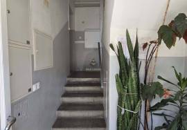 Renovated T3 in Almada