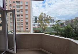 3 bedrom in Lisbon with parking