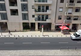 3 bedrom in Lisbon with parking