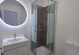 3 bedrom in Lisbon with parking