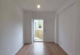 3 bedrom in Lisbon with parking