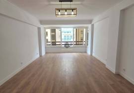 3 bedrom in Lisbon with parking