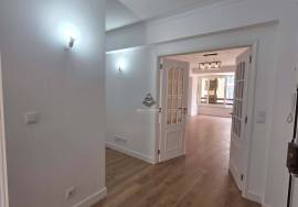 3 bedrom in Lisbon with parking