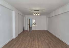 3 bedrom in Lisbon with parking