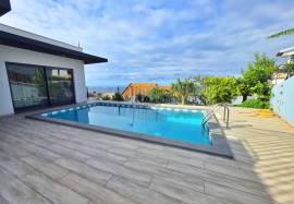 DETACHED 3 BEDROOM VILLA WITH SEA VIEW LOCATED IN FUNCHAL DETACHED 3 BEDROOM VILLA WITH SEA VIEW LOCATED IN FUNCHAL