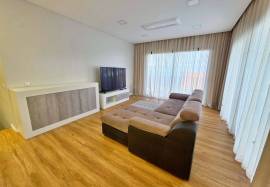 DETACHED 3 BEDROOM VILLA WITH SEA VIEW LOCATED IN FUNCHAL DETACHED 3 BEDROOM VILLA WITH SEA VIEW LOCATED IN FUNCHAL