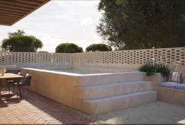 Olhão, luxury two-bedroom Apartment with private pool, garage and courtyard Olhão, luxury two-bedroom Apartment with private pool, garage and courtyard