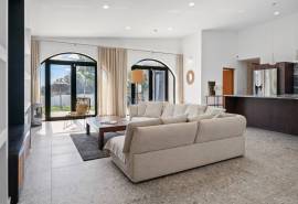 Boliqueime – Refurbished 3+2 bedroom quinta near the coast