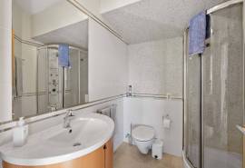 Carvoeiro - 3 - Bedroom split-level property with private garden on Pinta golf