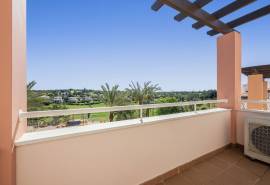 Carvoeiro - 3 - Bedroom split-level property with private garden on Pinta golf