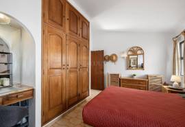 Carvoeiro - 2-bedroom single-level semi-detached villa walking distance to Carvoeiro