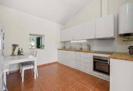 Silves – 3-bedroom single-storey Algarvian cottage with countryside views and development potential Silves – 3-bedroom single-storey Algarvian cottage with countryside views and development potential