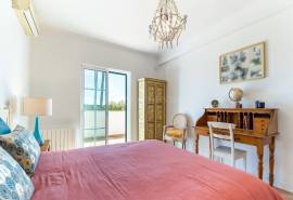 Tavira – 3-bedroom villa with pool, garage and natural views