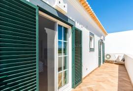 Tavira – 3-bedroom villa with pool, garage and natural views