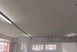 Rental warehouse on the mezzanine floor of the fountains building