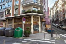 Commercial corner premises for sale in Santurce, La Txitxarra area Commercial corner premises for sale in Santurce, La Txitxarra area