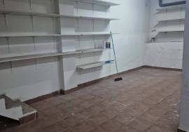 Commercial premises on the corner with large shop windows in Iparraguirre – Amézola Commercial premises on the corner with large shop windows in Iparraguirre – Amézola