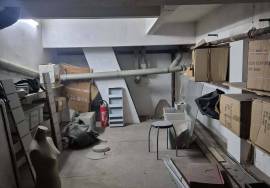 Commercial premises on the corner with large shop windows in Iparraguirre – Amézola Commercial premises on the corner with large shop windows in Iparraguirre – Amézola