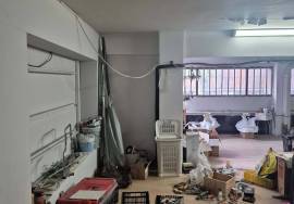 Commercial premises on the corner with large shop windows in Iparraguirre – Amézola Commercial premises on the corner with large shop windows in Iparraguirre – Amézola