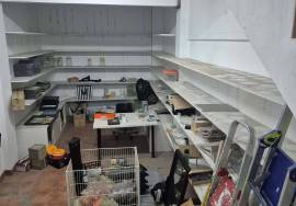 Commercial premises on the corner with large shop windows in Iparraguirre – Amézola Commercial premises on the corner with large shop windows in Iparraguirre – Amézola