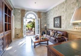 Luxury villa for sale in Altos Reales – 1,265 m² built in Marbella Golden Mile! Luxury villa for sale in Altos Reales – 1,265 m² built in Marbella Golden Mile!