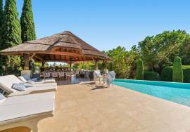 Villa El Bosque Luxury and Exclusivity in Las Lomas de Marbella Club, Golden Mile Villa El Bosque Luxury and Exclusivity in Las Lomas de Marbella Club, Golden Mile