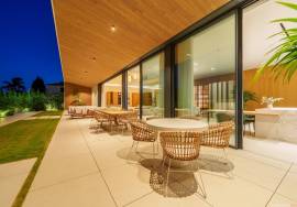 Contemporary luxury villa with 6 bedrooms and over 1,000 m² built in Guadalmina Alta, Marbella Contemporary luxury villa with 6 bedrooms and over 1,000 m² built in Guadalmina Alta, Marbella