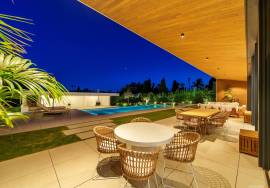 Contemporary luxury villa with 6 bedrooms and over 1,000 m² built in Guadalmina Alta, Marbella Contemporary luxury villa with 6 bedrooms and over 1,000 m² built in Guadalmina Alta, Marbella