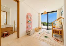 Contemporary luxury villa with 6 bedrooms and over 1,000 m² built in Guadalmina Alta, Marbella Contemporary luxury villa with 6 bedrooms and over 1,000 m² built in Guadalmina Alta, Marbella
