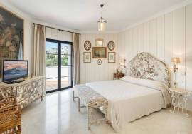 Charming Mediterranean villa with golf views in La Quinta, Benahavis Charming Mediterranean villa with golf views in La Quinta, Benahavis