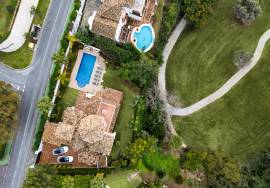 Charming Mediterranean villa with golf views in La Quinta, Benahavis Charming Mediterranean villa with golf views in La Quinta, Benahavis