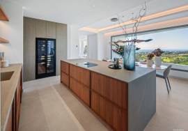 Exclusive Contemporary Villa with Sea Views in Marbella East Exclusive Contemporary Villa with Sea Views in Marbella East