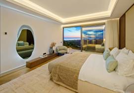Exclusive Contemporary Villa with Sea Views in Marbella East