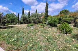 An Elegant, Renovated Contemporary Villa Set In A Magnificent 2,300 M2 Lansdcaped Garden. An Elegant, Renovated Contemporary Villa Set In A Magnificent 2,300 M2 Lansdcaped Garden.