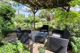 An Elegant, Renovated Contemporary Villa Set In A Magnificent 2,300 M2 Lansdcaped Garden. An Elegant, Renovated Contemporary Villa Set In A Magnificent 2,300 M2 Lansdcaped Garden.