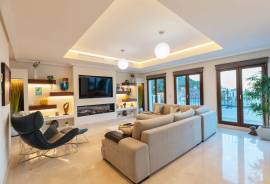 listing listing