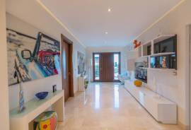 listing listing
