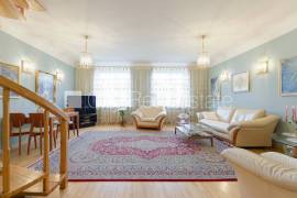 Apartment for sale in Riga, 180.00m2