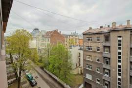 Apartment for sale in Riga, 180.00m2
