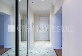 Apartment for rent in Riga, 123.40m2