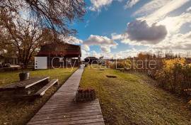 Detached house for rent in Riga, 100.00m2