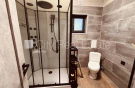 Detached house for rent in Riga, 100.00m2