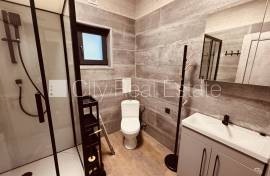 Detached house for rent in Riga, 100.00m2