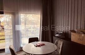 Detached house for rent in Riga, 100.00m2