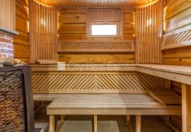 Detached house for rent in Jurmala, 205.00m2