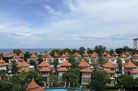 Luxury 3 Bedroom Condo With Stunning Sea Views